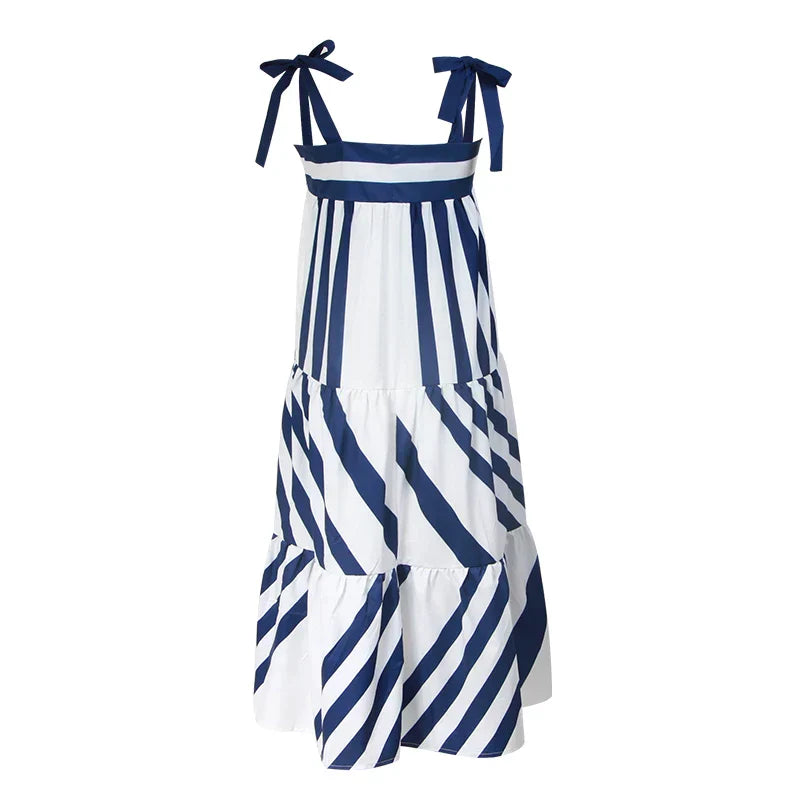 Zoe | Gestreiftes Midikleid mit Binde-Schultern und Stufenlook