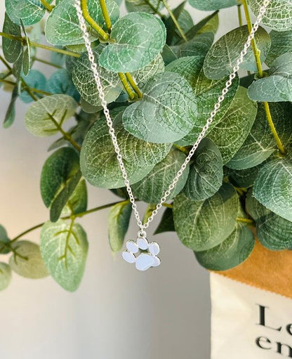LYA – Elegante Silber-Pfoten-Halskette