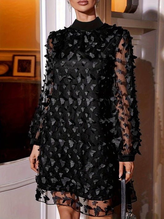Ava | Mesh Kleid mit hohem Ausschnitt und zartem Schmetterlingsdruck