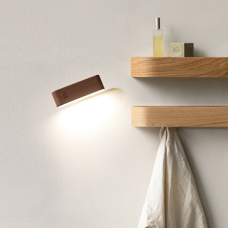 Schreibtischlampe aus Massivholz mit magnetischem Laden