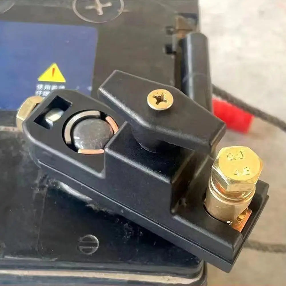 Batterie-Trennschalter - Batterie schützen & Entladung verhindern