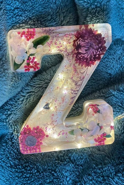 FloraGlow™ | Handgemachte florale Nachtlampe für eine traumhafte Atmosphäre