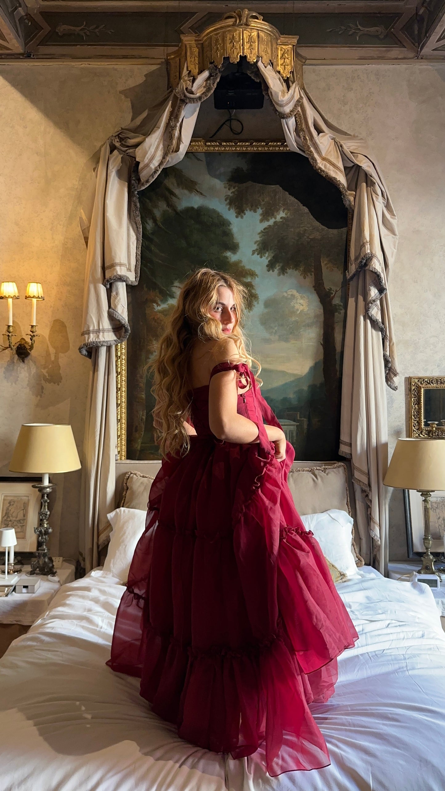 Siena Kleid in leuchtendem Scharlachrot