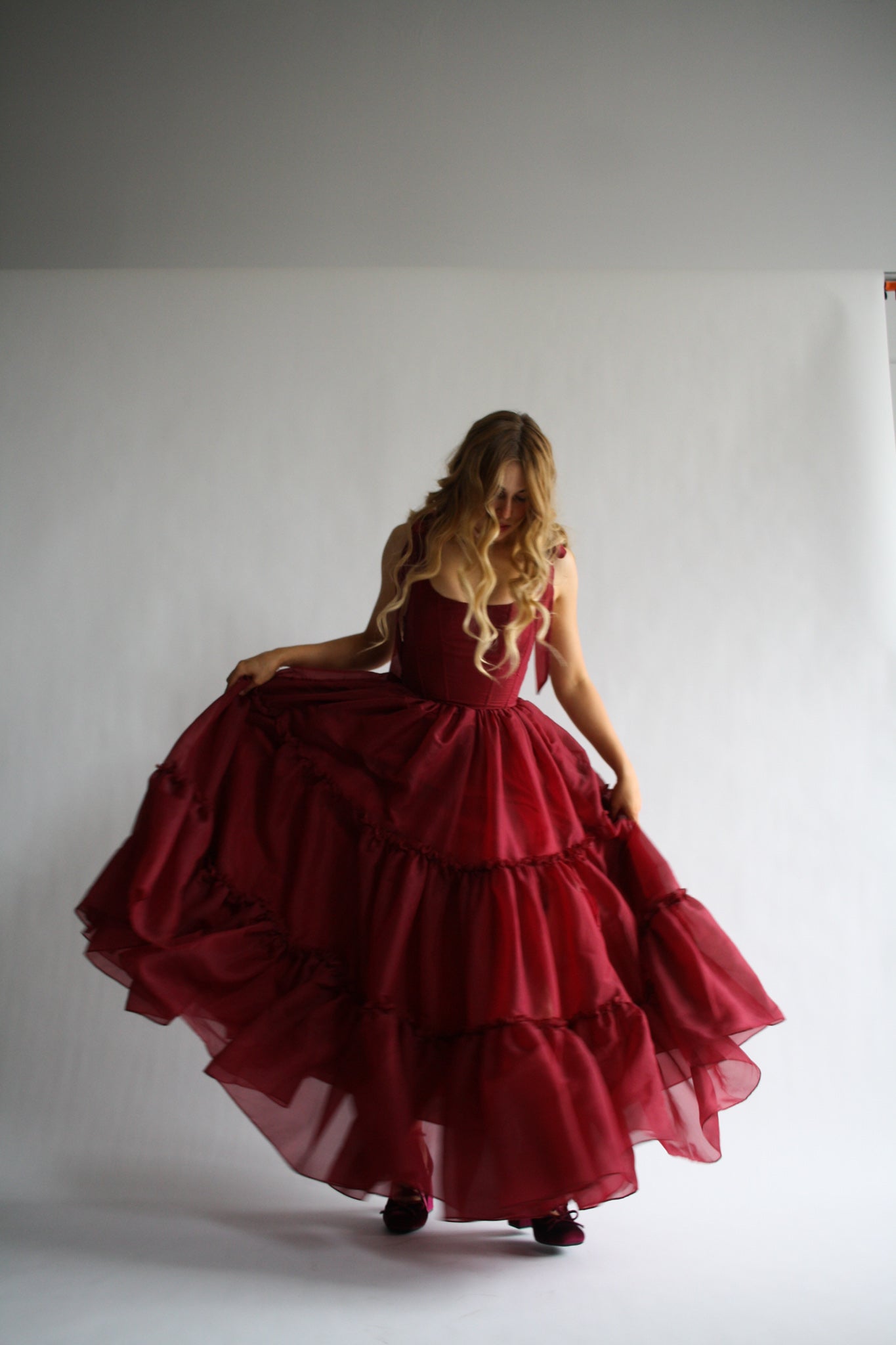 Siena Kleid in leuchtendem Scharlachrot