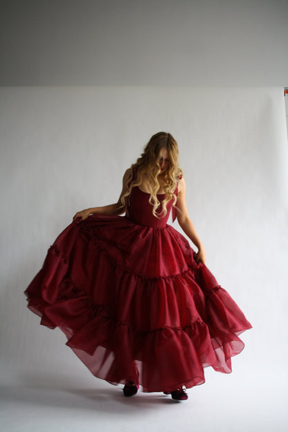 Siena Kleid in leuchtendem Scharlachrot
