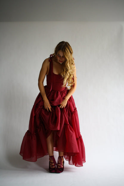 Siena Kleid in leuchtendem Scharlachrot
