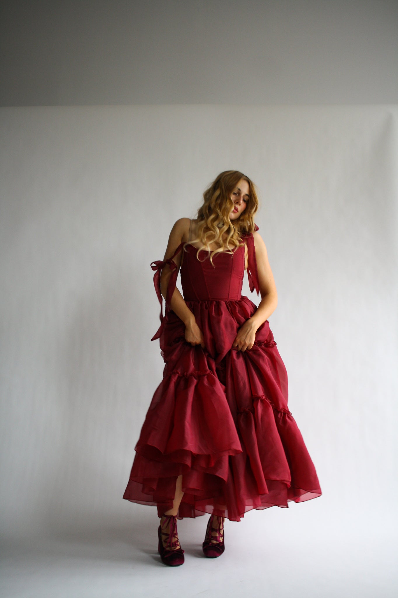 Siena Kleid in leuchtendem Scharlachrot