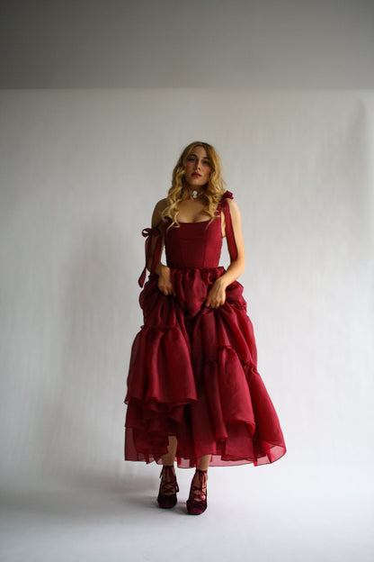 Siena Kleid in leuchtendem Scharlachrot