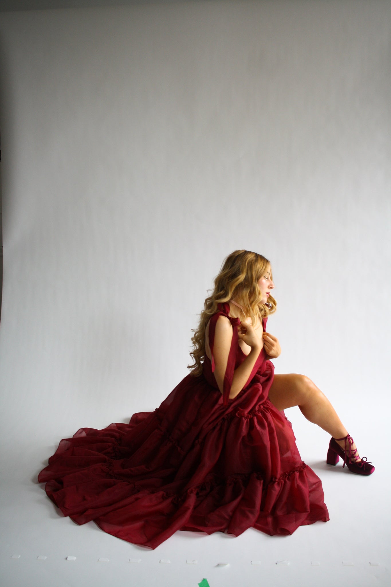 Das Siena-Kleid in scharlachrot