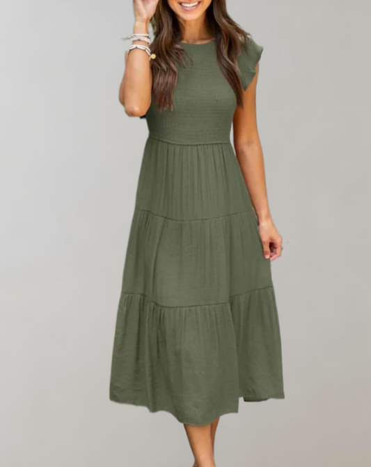 Melissa | Schlichtes ärmelloses Midikleid mit Lagen und Rundhalsausschnitt