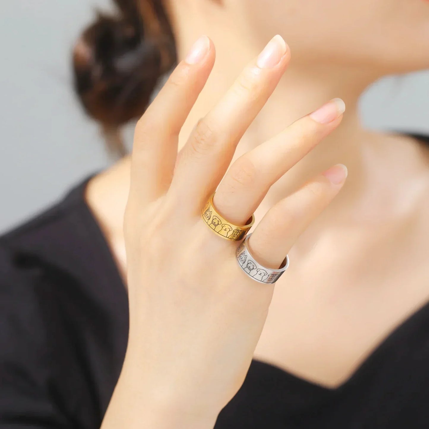 NIKA – Breiter Gold und silber ring mit gravierter Pfote für Damen