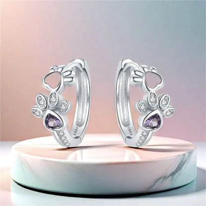 Paw Huggie-Ohrringe in 925 Silber - mit Zirkonia und Herzjuwel - Adler