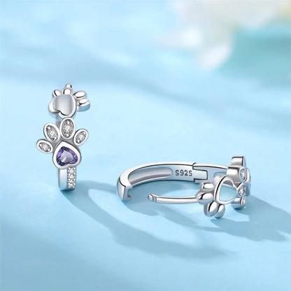 Paw Huggie-Ohrringe in 925 Silber - mit Zirkonia und Herzjuwel - Adler