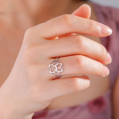 PAWLA – Offener Gold und silber ring mit Pfotenmotiv