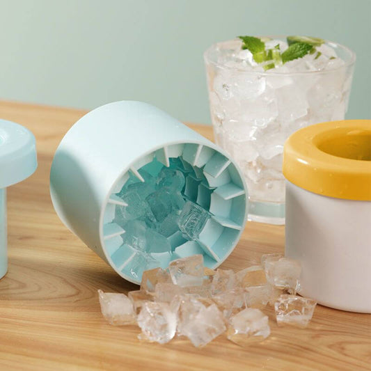 1+1 GRATIS | FrozenIce™ - Tragbarer Silikon-Eiswürfelbereiter mit Deckel