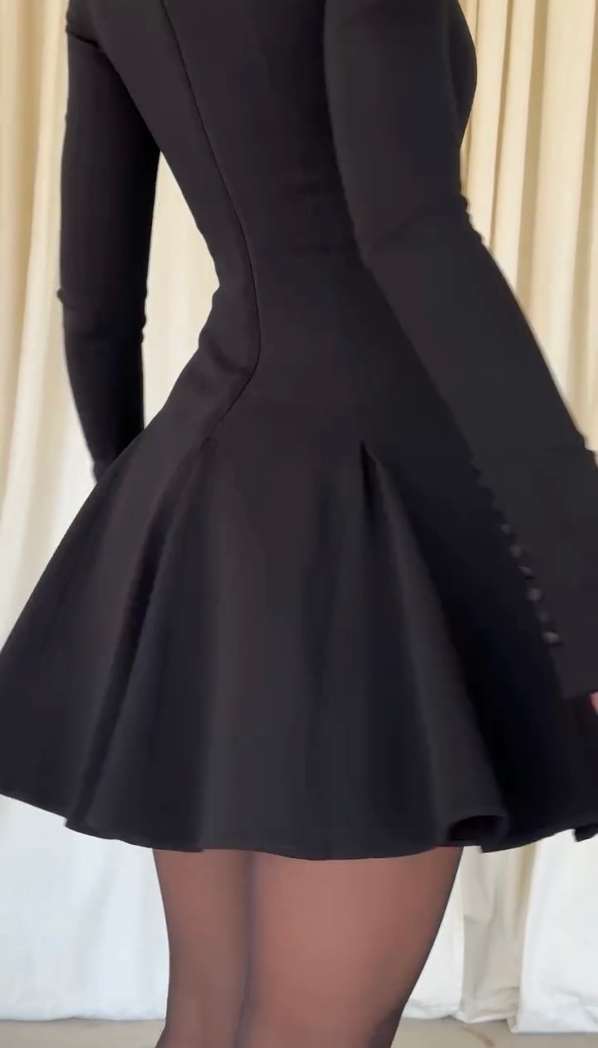 Einfarbiger Slim Fit Figurformender Rock mit langen Ärmeln