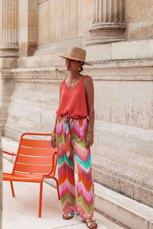Fiora | Lässige Sommerhose mit buntem Muster