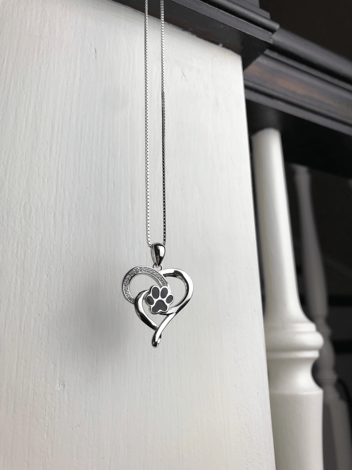 ELIN – Infinity-Halskette mit Herz & Pfote aus silber